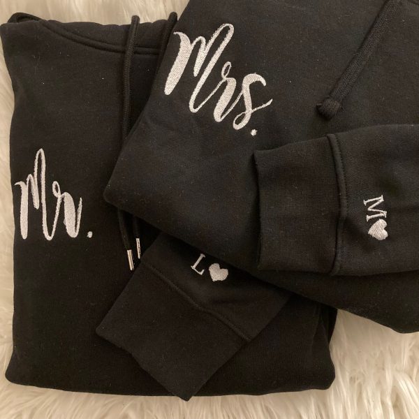 Lot de 2 Sweats couple MR / MRS avec initiales - Image 2